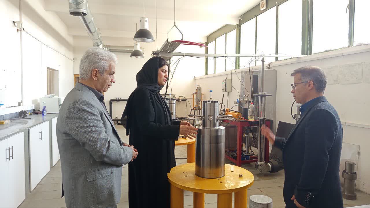 بازدید سرپرست پارک ملی کشاورزی از واحدهای فناور با هدف ساماندهی‌ فضاهای در اختیار پارک